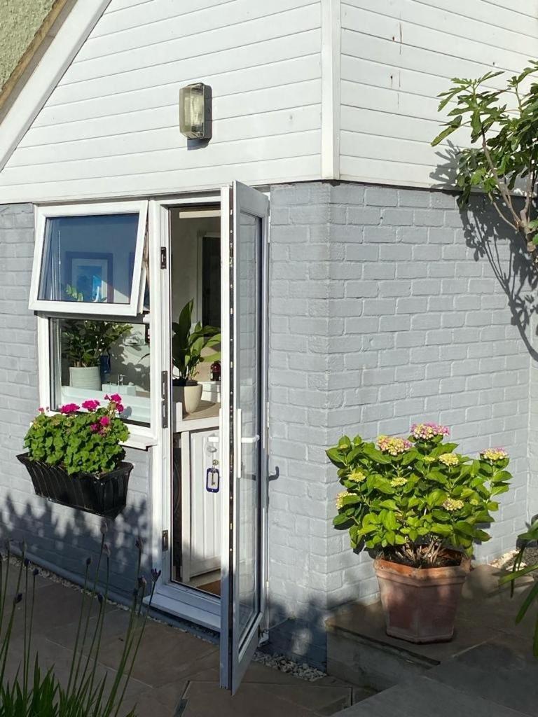 Rye Treat Apartment ภายนอก รูปภาพ